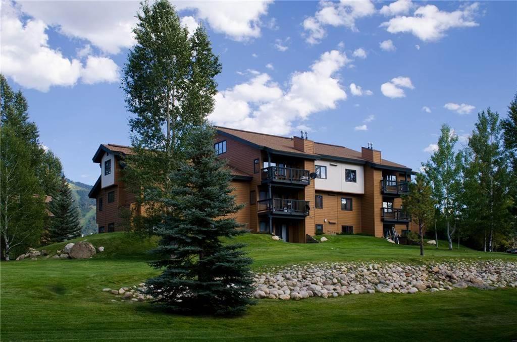 The Pines Condominiums Steamboat Springs Exterior photo